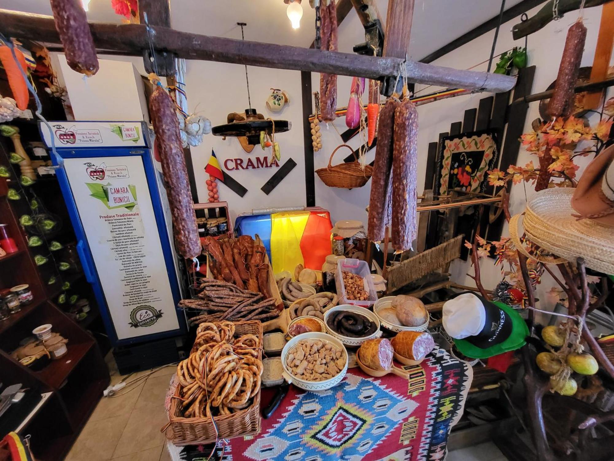 Pension Chalet Poiana Marului Ranch מראה חיצוני תמונה