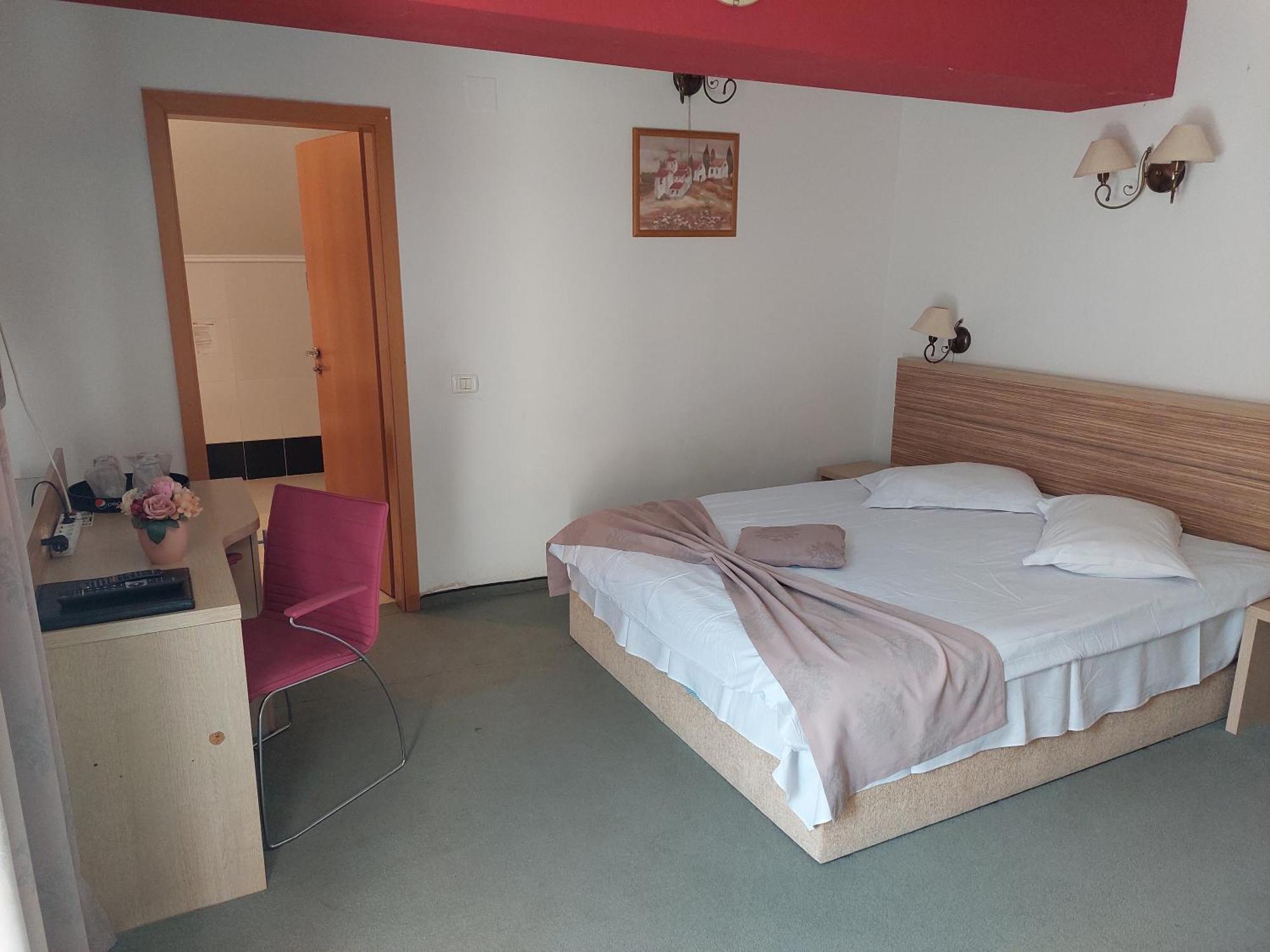 Pension Chalet Poiana Marului Ranch מראה חיצוני תמונה